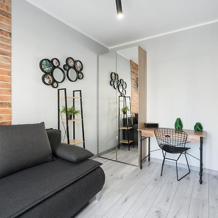Family Apartment 62M - Sowia With Garage & Balcony By Noclegi Renters Poznań Exteriör bild