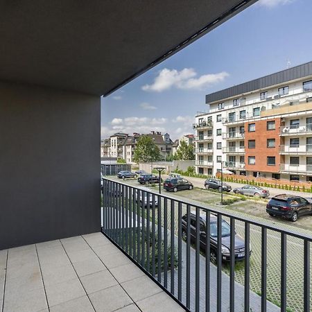 Family Apartment 62M - Sowia With Garage & Balcony By Noclegi Renters Poznań Exteriör bild