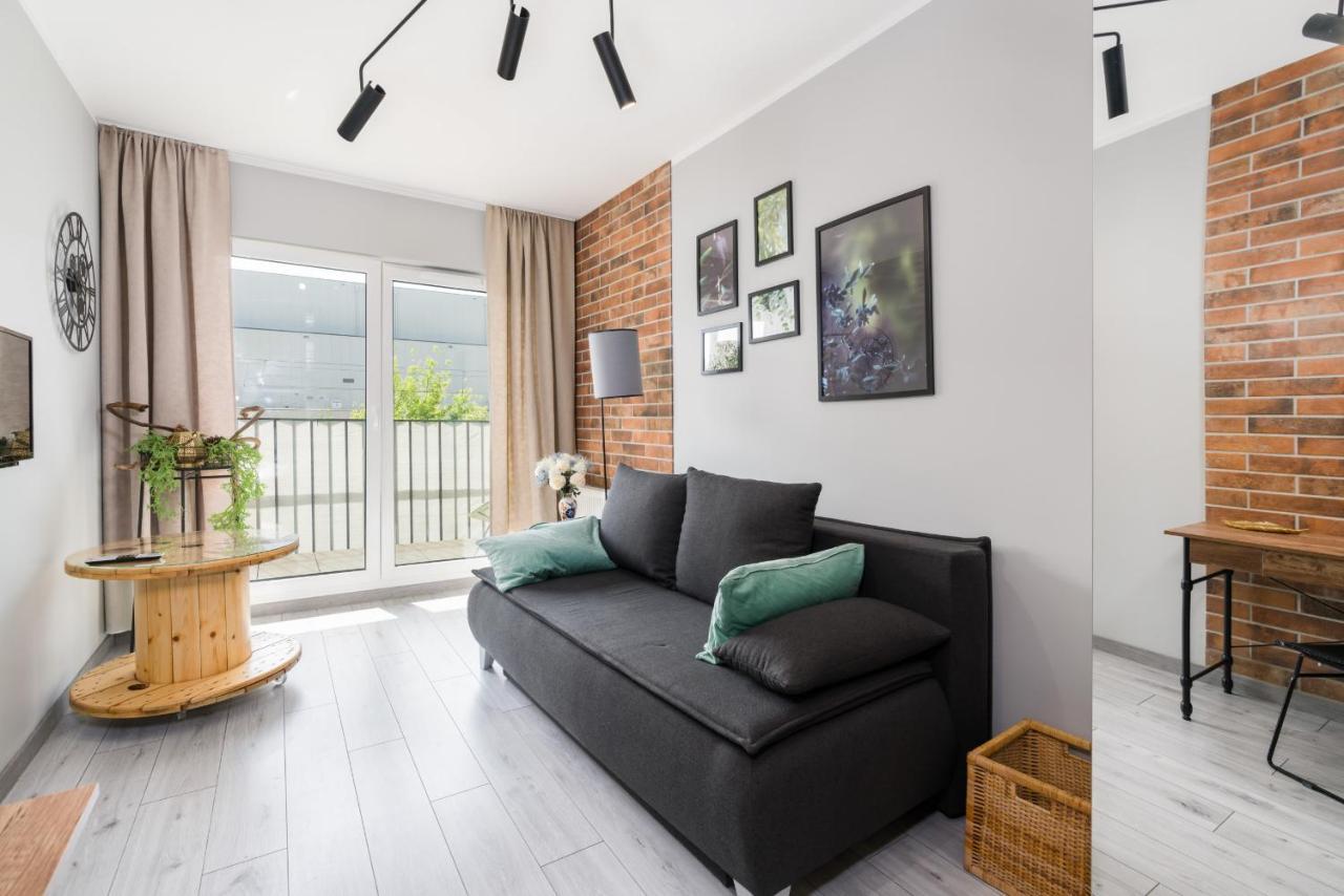 Family Apartment 62M - Sowia With Garage & Balcony By Noclegi Renters Poznań Exteriör bild