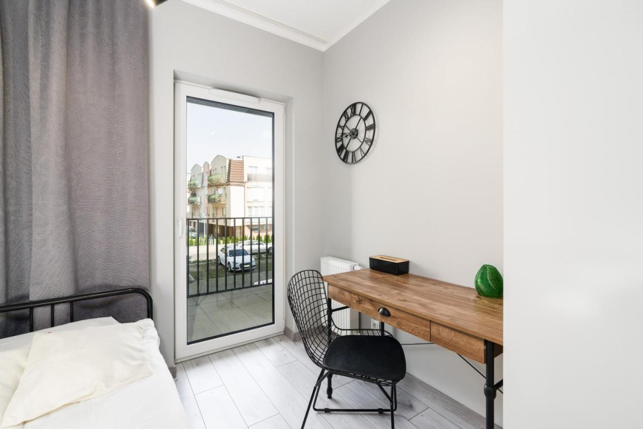 Family Apartment 62M - Sowia With Garage & Balcony By Noclegi Renters Poznań Exteriör bild