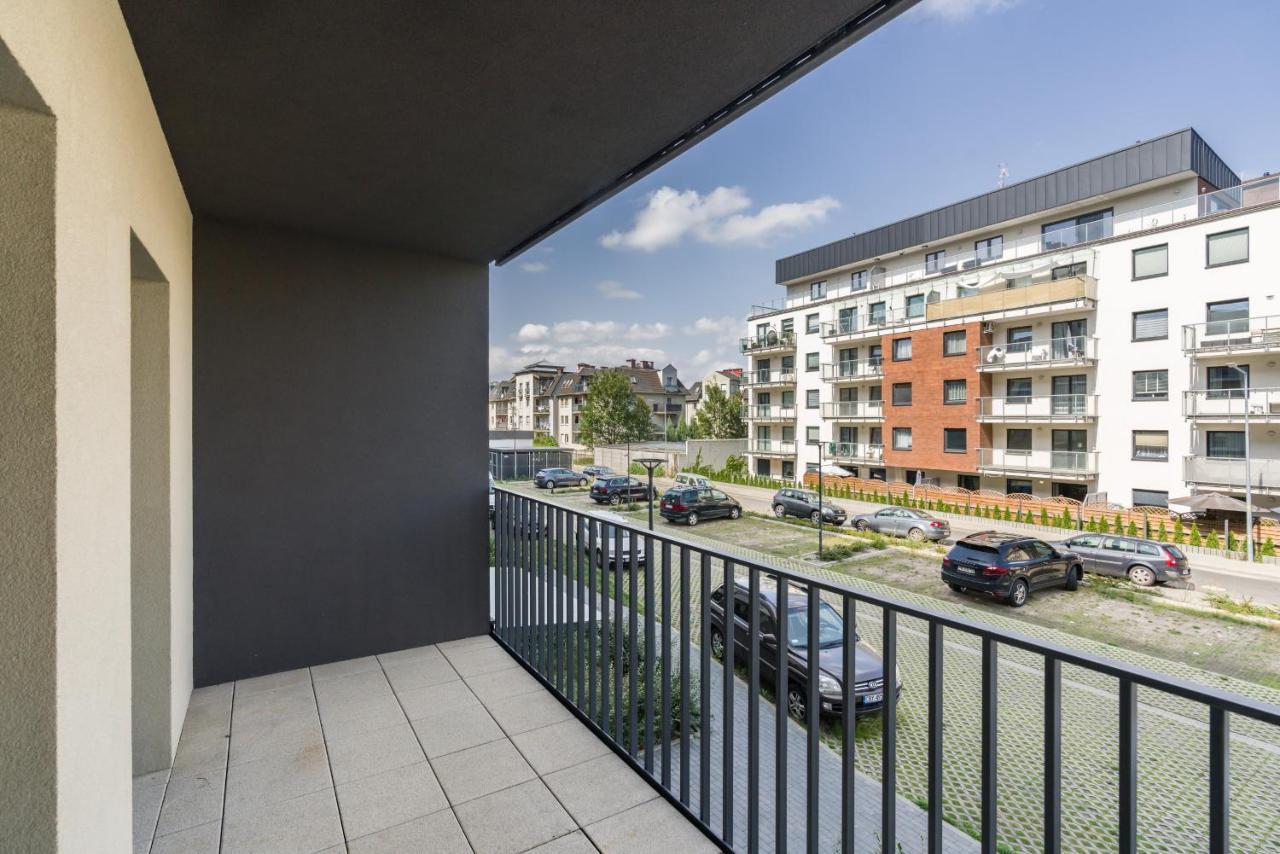Family Apartment 62M - Sowia With Garage & Balcony By Noclegi Renters Poznań Exteriör bild