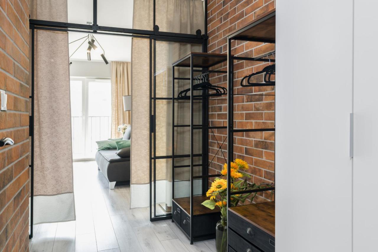 Family Apartment 62M - Sowia With Garage & Balcony By Noclegi Renters Poznań Exteriör bild